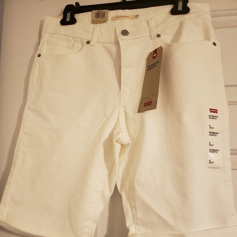 Levi's Women's White denim Bermuda shorts